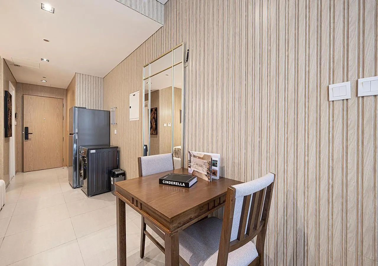 Luxury Sky Height By Bluecloud Holidays Sharjah United Arab Emirates